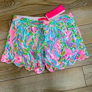 NWT LILLY PULLITIZER scallop shorts